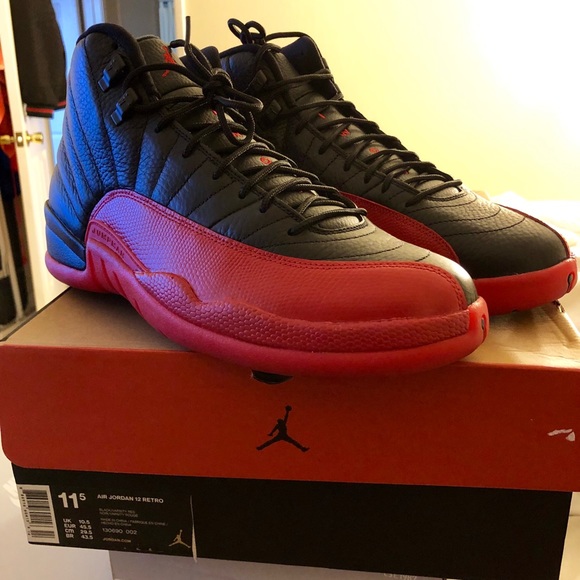 Jordan 12 Retro Flu Game - Picture 2 of 8